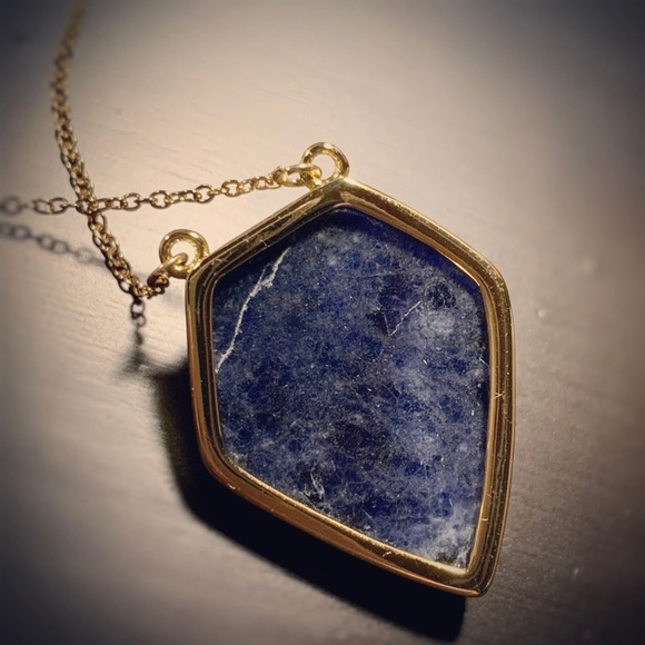 NEW Genuine Sodalite Gemstone Trapezoid Pendant Gold-Plated Necklace - Picture 4 of 4
